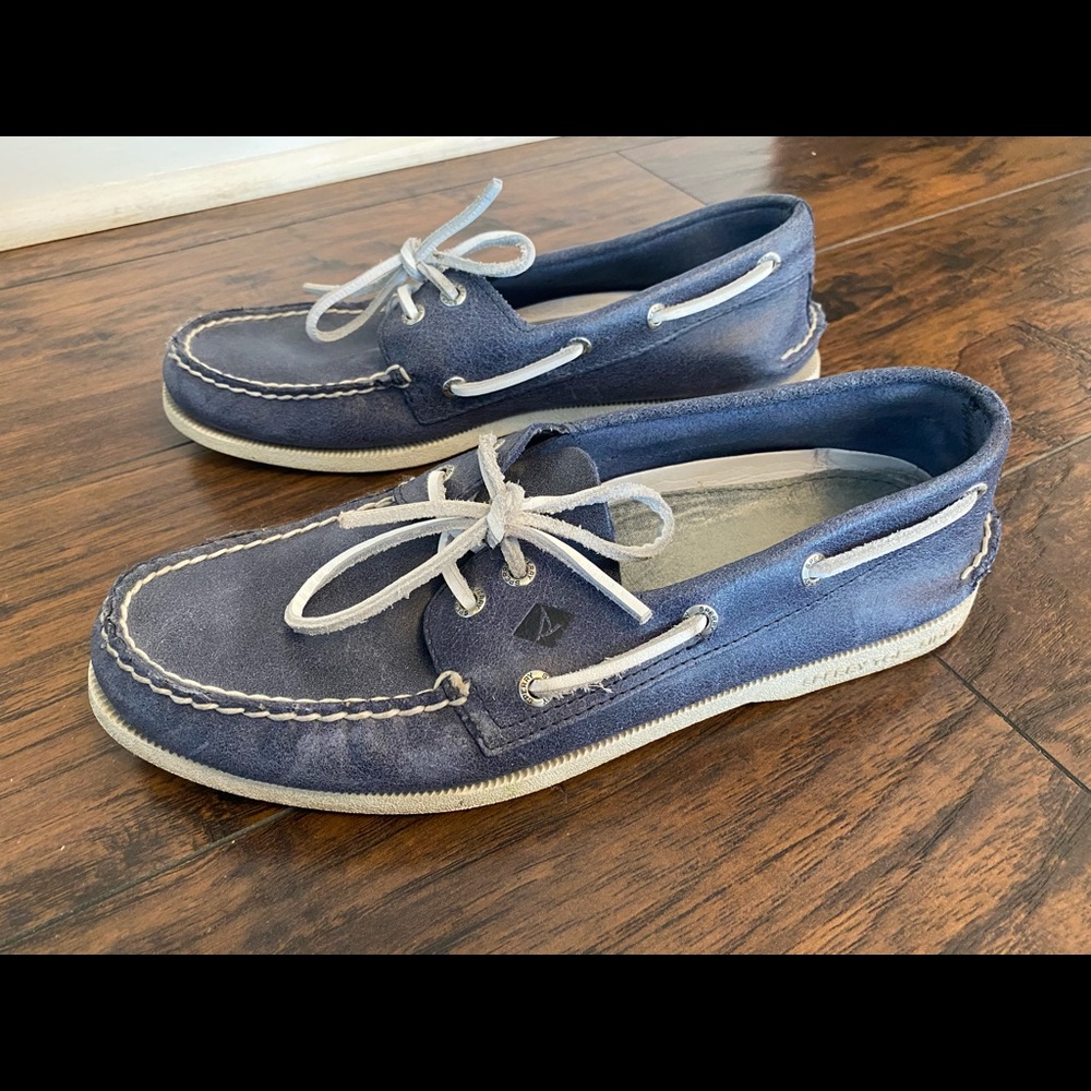 Sperry boat/deck shoe 9.5M.